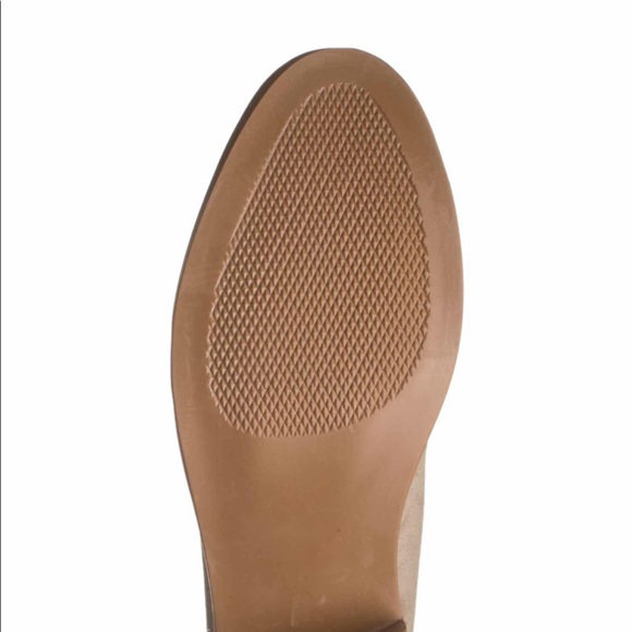 Steve Madden Laramie Suede Cutout Ankle Boot - Picture 7 of 9